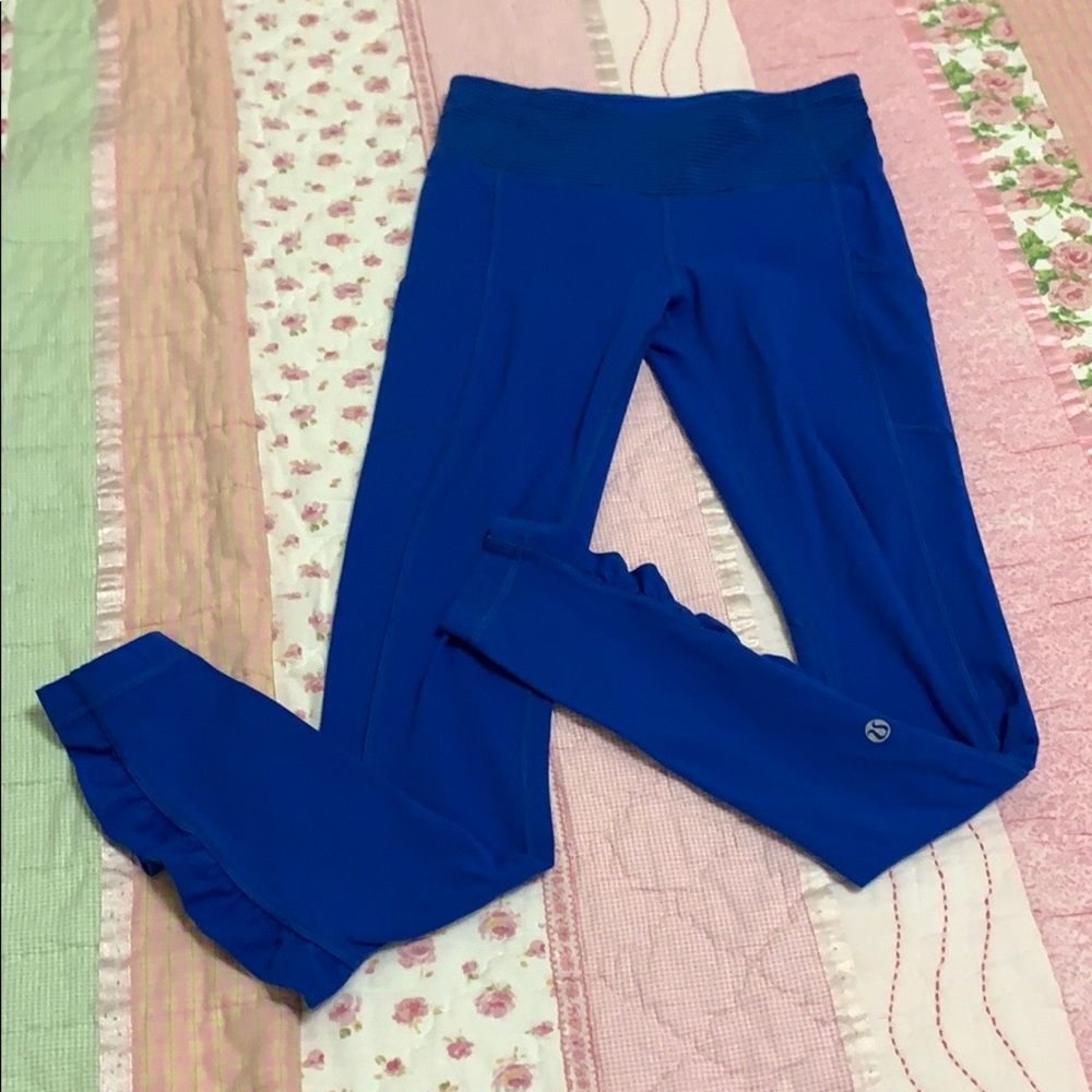 Lululemon leggings, size 4